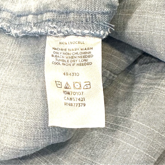 *NWOT* ANN TAYLOR LOFT Lounge Denim Sleeveless Halter with Tie Back Closure — S - Picture 4 of 4